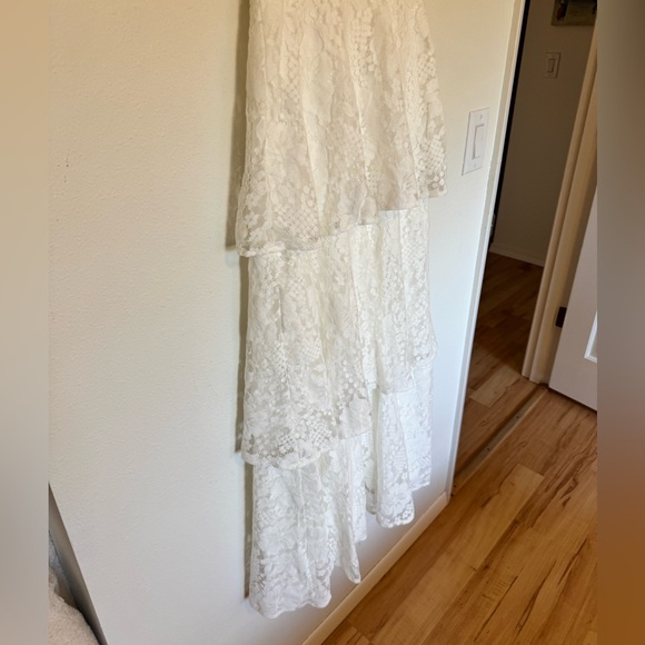NEW Lulus Molinetto Lace Riffle Tiered Maxi Dress White Bridal Size XS NWT - Picture 5 of 11